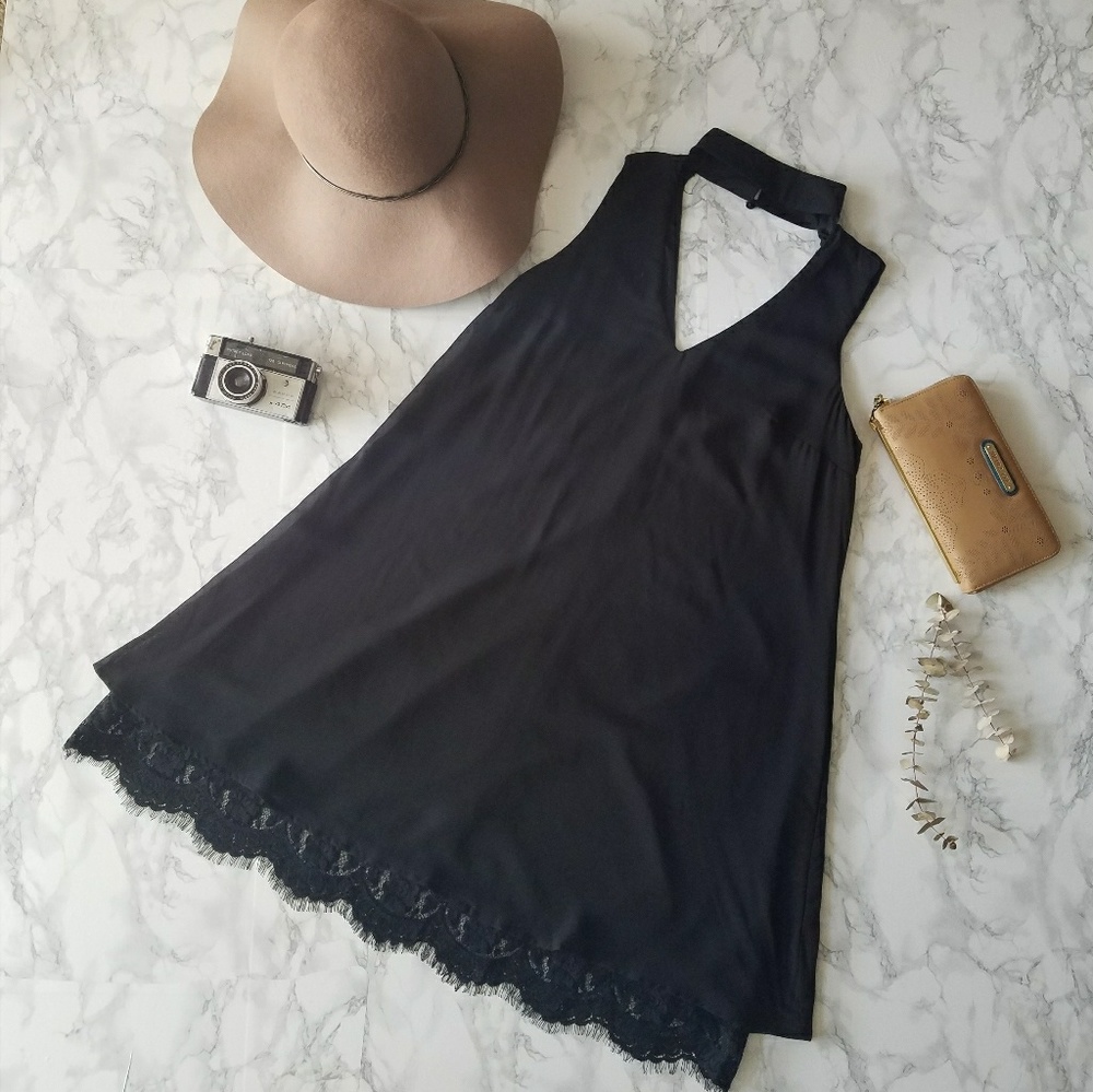 Shocker neck style dress